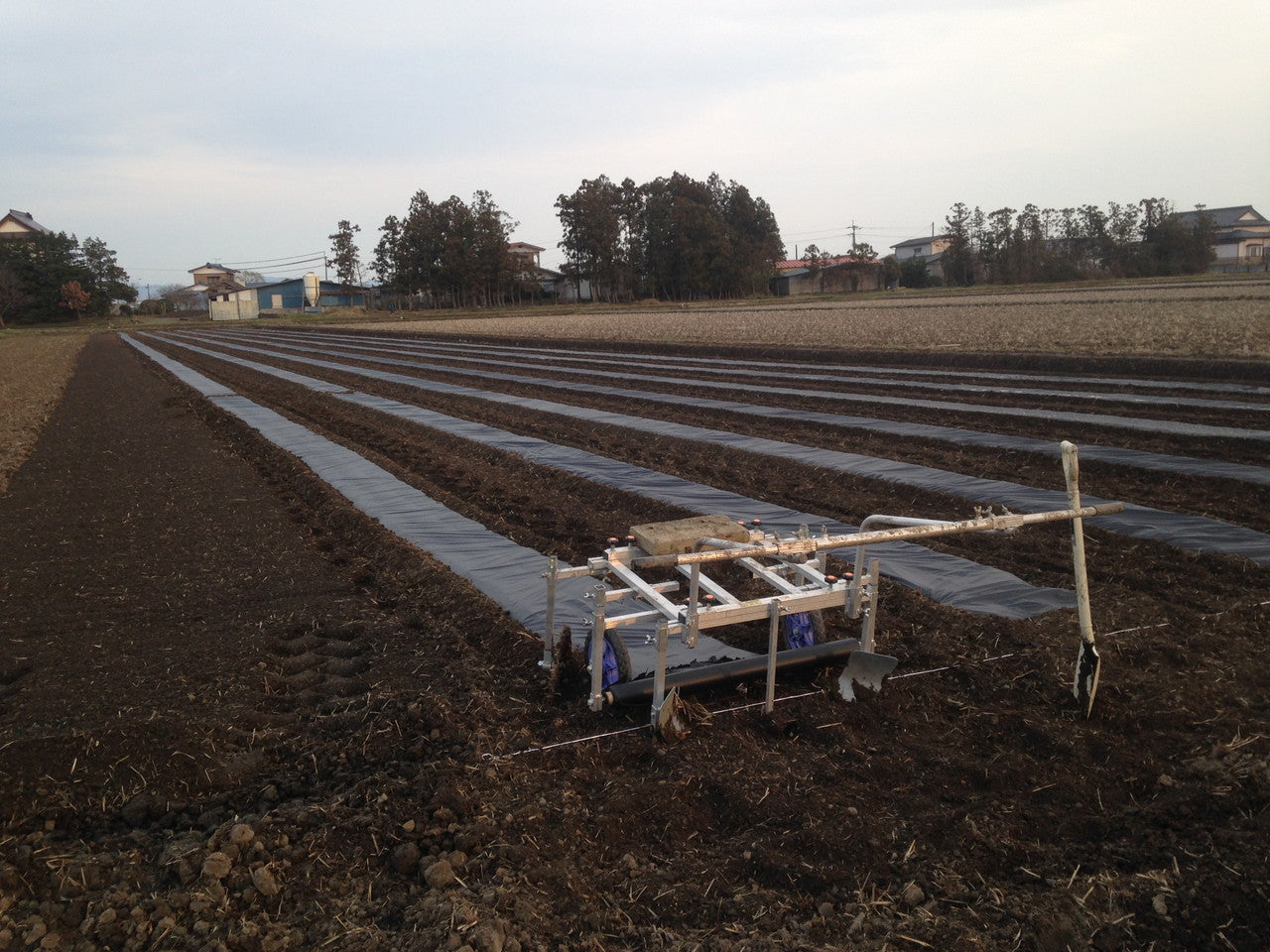 HARAX Manual Mulch Layer PT-1350