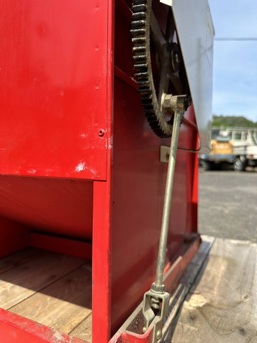 SASAGAWA Foot-operated Threshing Machine Strong Type TB-450