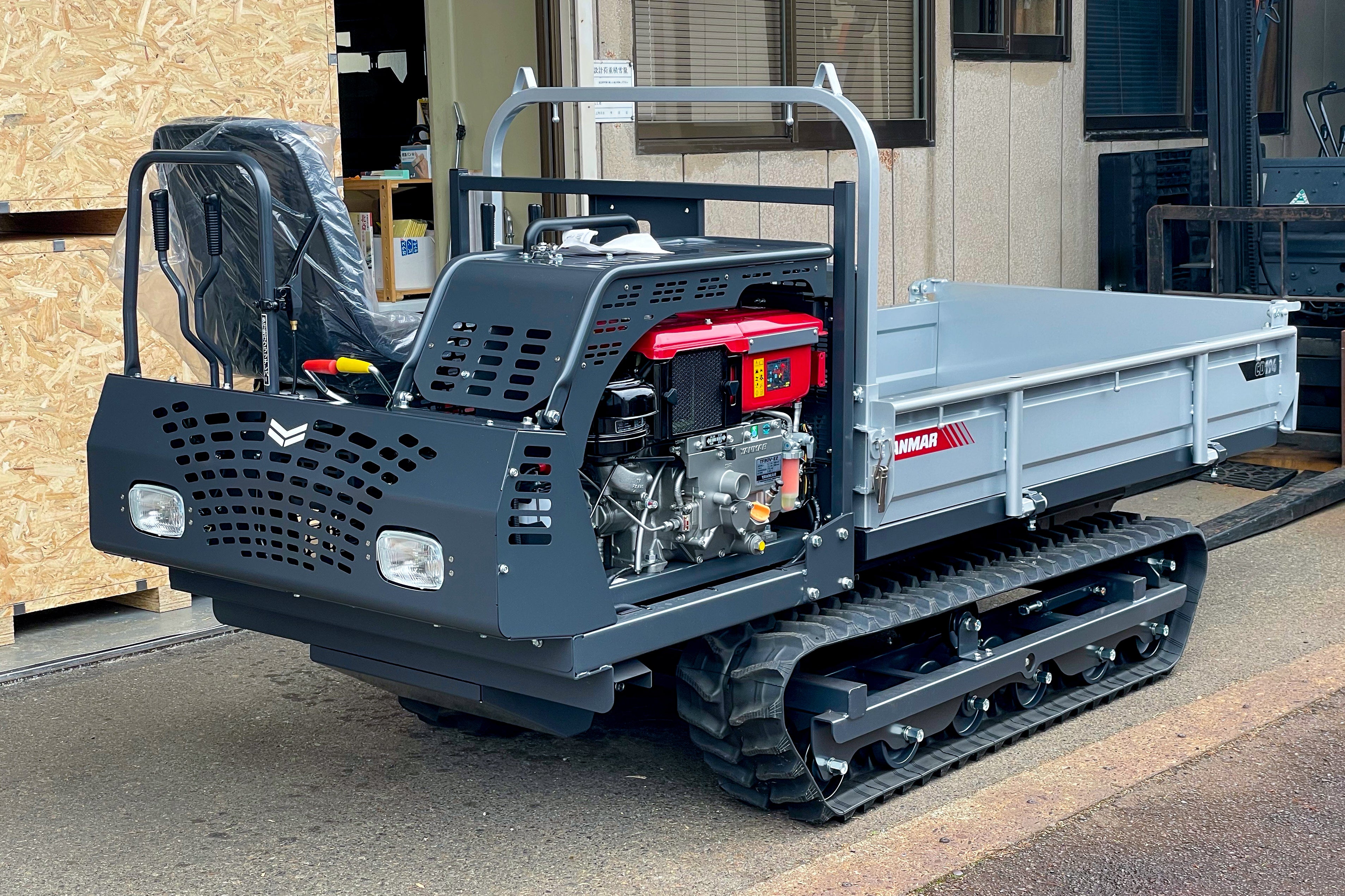 YANMAR Crawler Type Load Carrying and Dump Truck 1200kg 9.5PS CD194SD