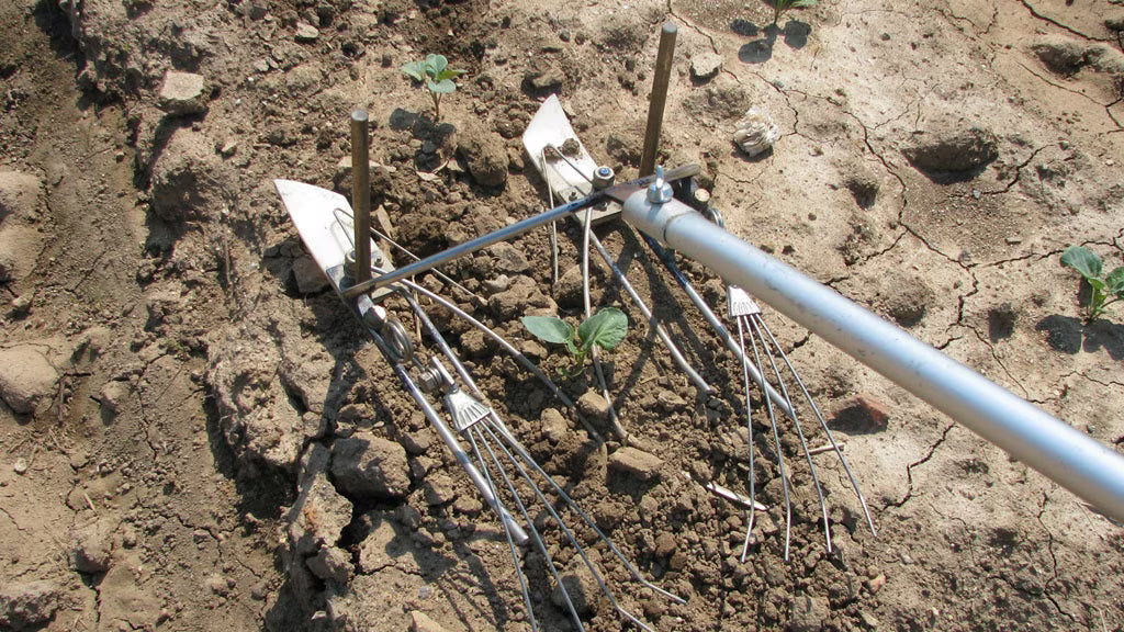 Herramienta de desmalezado en hilera de cultivador mágico Q-HOE P046-AWNEA